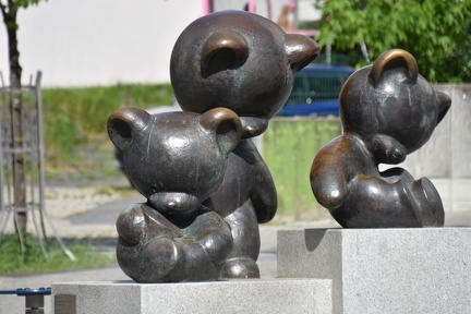 Teddybären-Skulpturen