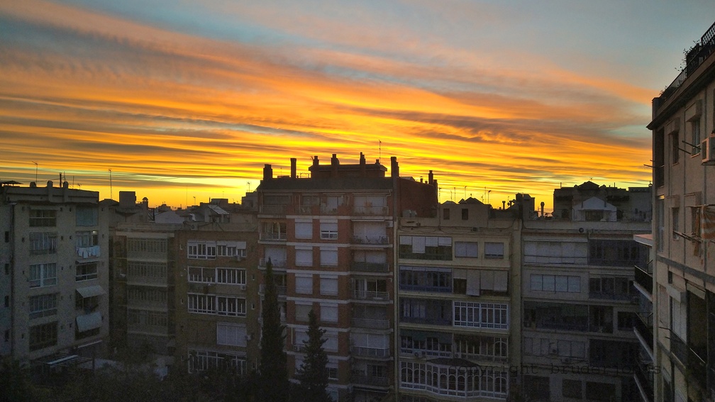 Sonnenaufgang über Barcelona